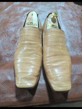Mezlan Genuine EEl  Venetian Loafers - Camel Tan - Spain - Size 11M